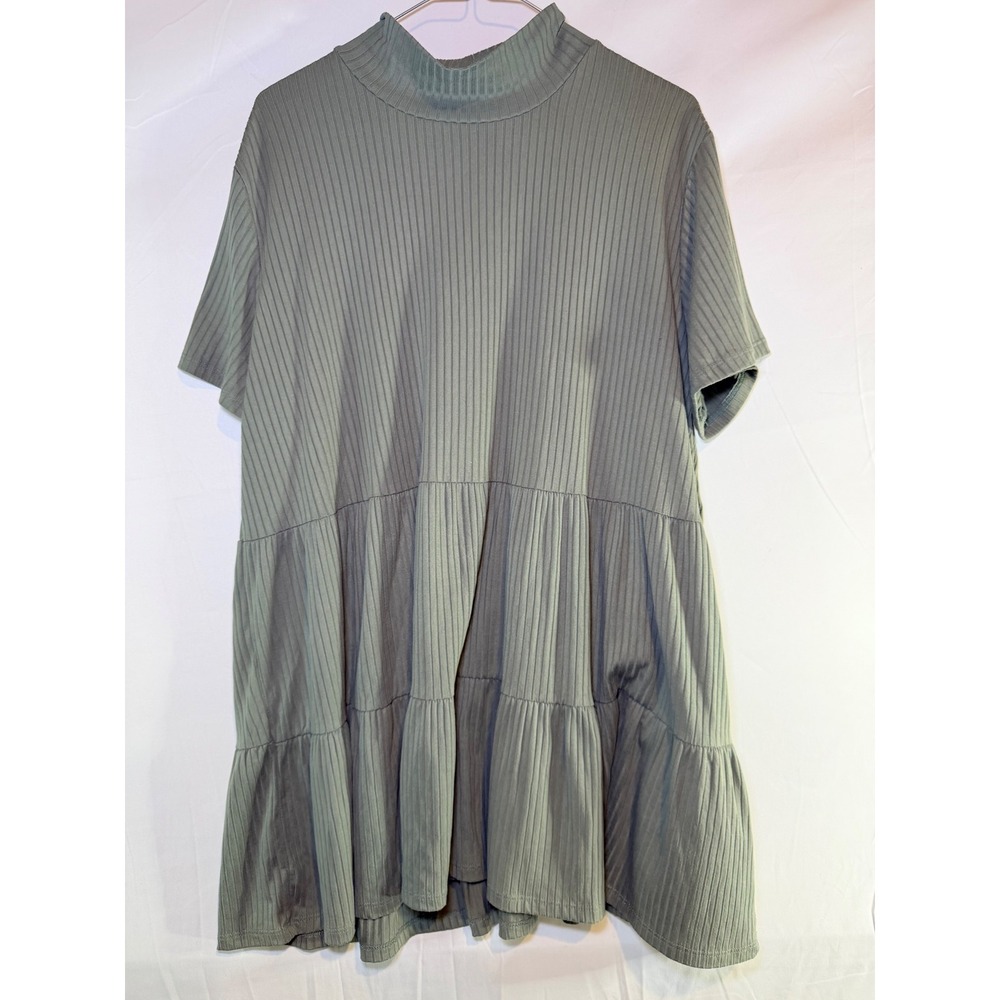 Entro Sage Green Ribbed Mock Neck Tiered Babydoll Tunic Top Short Sleeve - Picture 1 of 4